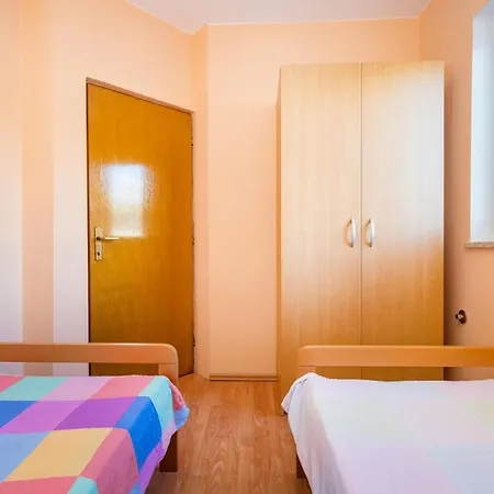 Appartamento Gorgeous In With Wifi Rtina