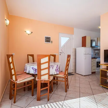 Gorgeous In With Wifi Apartment