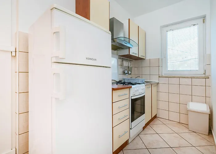 Apartman Gorgeous In With Wifi Rtina